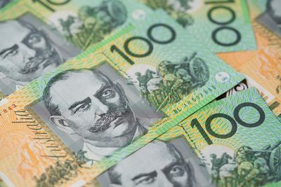 Australian billionaires increased their wealth by almost $600,000 a day on average over last year, report shows