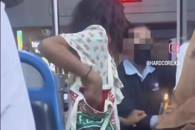 Knife-wielding woman threatens people in Bangkok’s Sukhumvit area