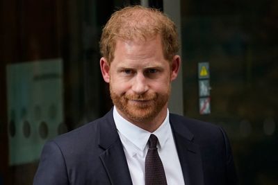 Why is Prince Harry in court with the Daily Mail’s publisher and who are the other high-profile names involved?