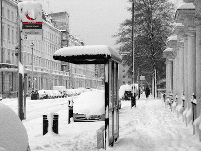 Met Office Predicts 'Weather Battle' over UK with Rising Risk of Heavy Snow