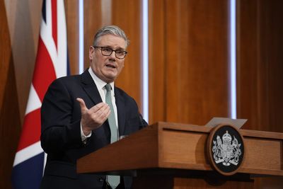 Starmer plays down prospect of US invading Greenland and calls for calm