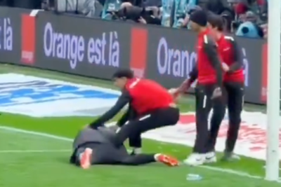 Senegal sub goalkeeper tackled by Moroccan ball boys during dramatic AFCON final