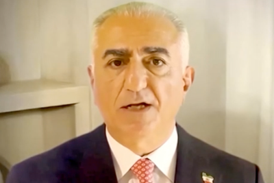 Moment Iranian state TV is hacked to broadcast message from exiled prince