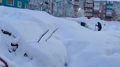 Homes dug out from deep snowdrifts in Russia's Kamchatka