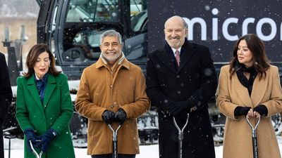 Spraying kerosene over the DRAM inferno, US commerce secretary suggests memory chip makers could face 100% tariffs unless they commit to increased US production