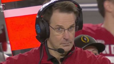 Curt Cignetti Briefly Shows Emotion During Key Fourth Down in CFP National Championship