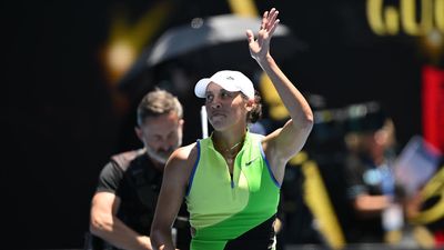 Keys makes fine start to Australian Open title defence