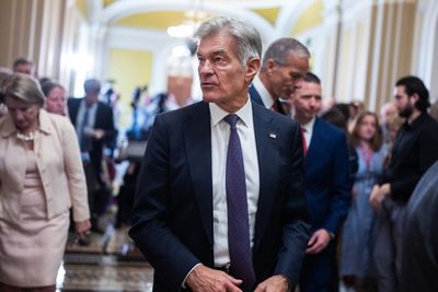 New alcohol advice emerged from competing forces, Hill pushback