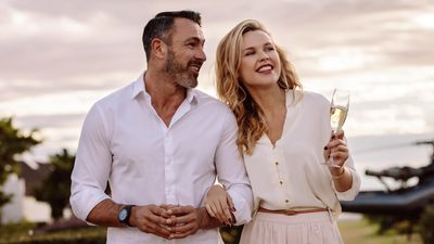 Top 5 Signs Rich People Know How To Keep Quiet About Their Money