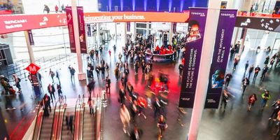 How Brands Are Leveraging Corporate Gifts to Stand Out at Trade Shows in 2026