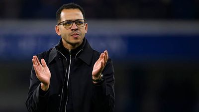 Chelsea ‘Join Race’ for Barcelona’s Top Striker Target