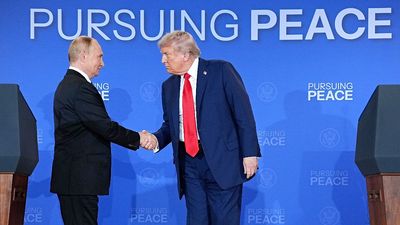 Peak Trump logic: He fears Russia will invade Greenland but invites Putin to his ‘Board of Peace’