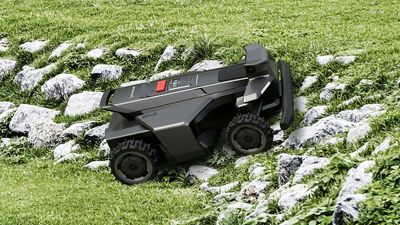 'When it needs to pivot, it turns the wheels and does a crab walk' – Segway Navimow exec reveals the invention that means its new flagship lawnbot won't churn up your grass