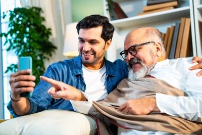 5 “Old School” Skills Fathers Stopped Teaching Sons (And Why It’s Causing Anxiety)