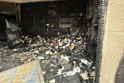 A man pleads not guilty to setting fire to Mississippi synagogue