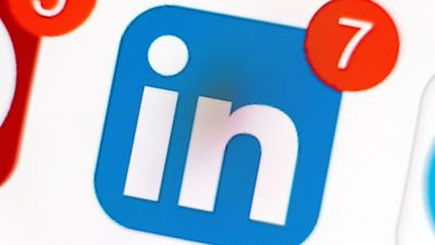As if LinkedIn messages couldn't get any worse, hackers are using them to install malware on people's PCs
