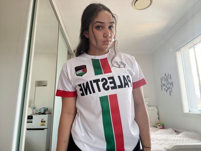 Teenage girl wearing jersey with Palestinian flag refused entry to Sydney A-League game