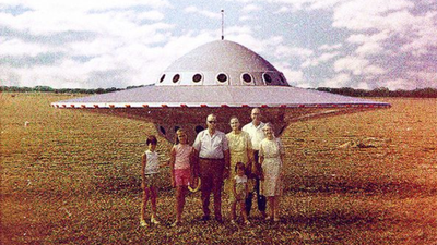 Top Scientist Jacques Vallée Says UFO Databases Logged 260,000 Sightings and 'Non-Human Creatures'