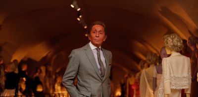 Valentino: the Italian designer who broke into French haute couture with his elegant style and signature red