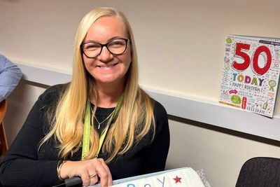 ‘A stranger told me to check a mole on my back for skin cancer - she saved my life’