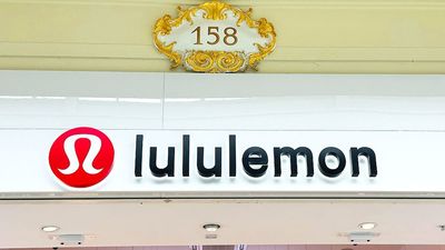 Lululemon suspends sales of their new leggings collection after shoppers reveal what happens when you bend over