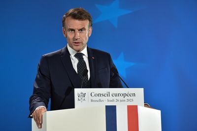 French President Calls For More Chinese Investment in Response to Trump Threats