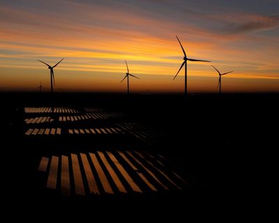 Wind and solar overtook fossil fuels for EU power generation in 2025, report finds
