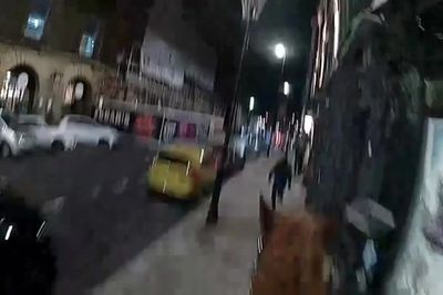 Watch: Police horse chases down wanted criminal through busy high street