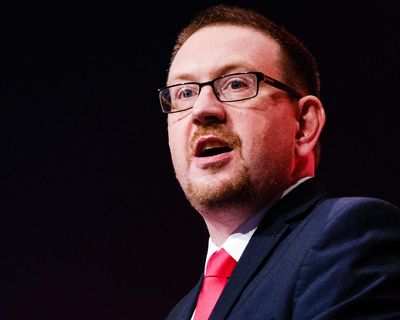 Andrew Gwynne resigns, opening possible route to Commons for Andy Burnham