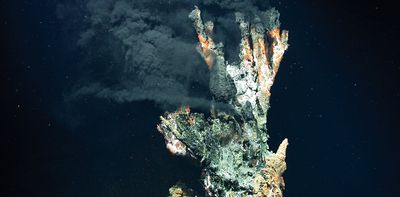 How the ocean’s hydrothermal systems made the first life on Earth possible