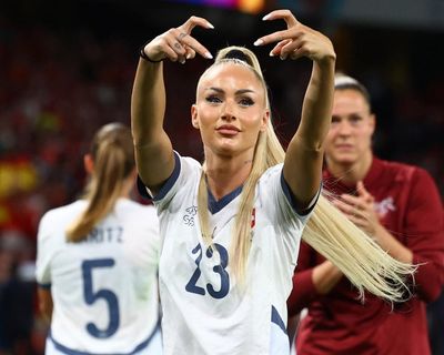 Leicester sign Switzerland forward Alisha Lehmann from FC Como