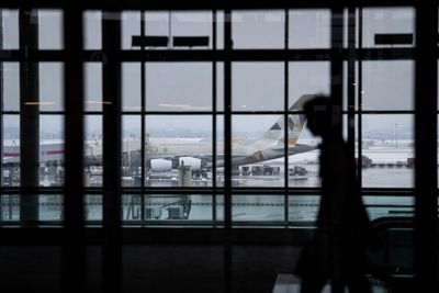 Toronto man posed as pilot to rack up hundreds of free flights, prosecutors say