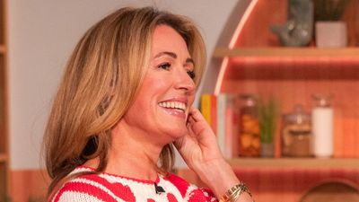 Cat Deeley's playful red heart knit and wide-leg jeans combination has got us in the mood for Valentine's Day