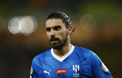 Manchester United given green light to complete bargain Ruben Neves buy: report