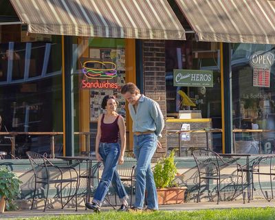 Carousel review – Chris Pine and Jenny Slate are lost in static romance drama