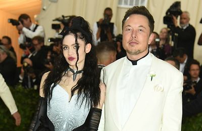 Grimes and Elon Musk disagree on screen time