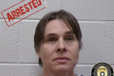 Mom accused of murdering daughter by poisoning her wine with cyanide during Thanksgiving dinner