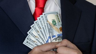 If the Net Worth of the Richest 1% Were Shared Equally, What Would That Mean for the Average American?