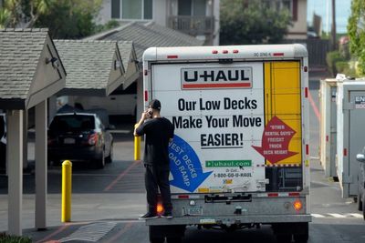 America is staying put: Relocations have dropped by half in last five years