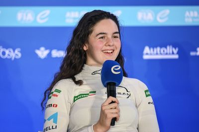 2024 F1 Academy champion Abbi Pulling secures Formula E outing