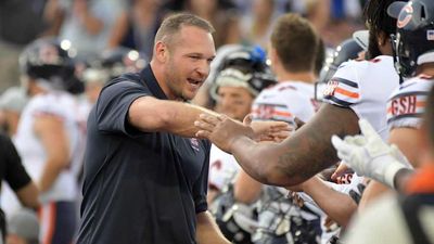 ‘A Pain in the A-- to Defend’: Brian Urlacher Talks Caleb Williams, Bears’ 2025 Season