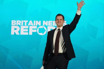 Jenrick hits back at Badenoch’s claims he lied, amid war of words with ex-party