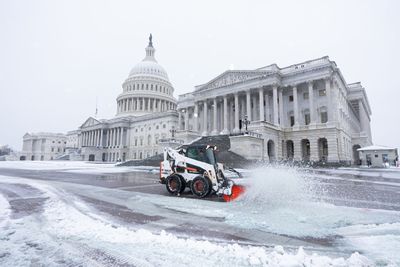 Wrap-up: One chamber down, one to go (plus snow)