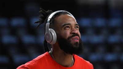 Hawks remain alive in NBL after beating JackJumpers