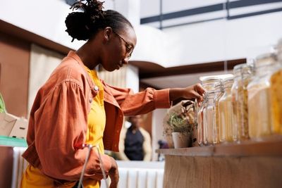 These Are The 5 Worst Foods to Buy in Large Family Packs