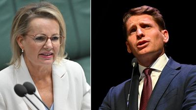 Liberal hopeful branded 'extreme' as foes circle leader