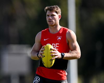 Sydney Swans player Taylor Adams knocked unconscious in incident outside popular venue