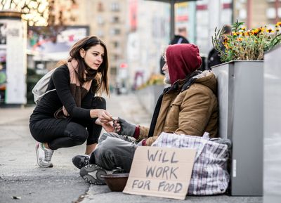 10 Things You Should NEVER Give To The Homeless In The Winter