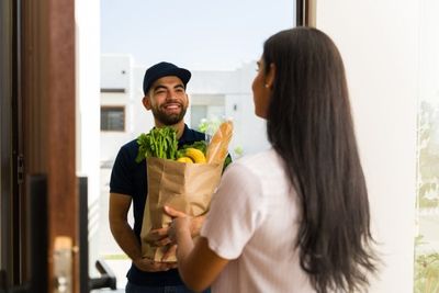 Why Some Shoppers Pay More on Delivery Than In-Store