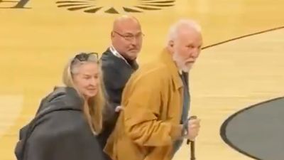 Longtime Spurs Coach Gregg Popovich Receives Standing Ovation at G League Game